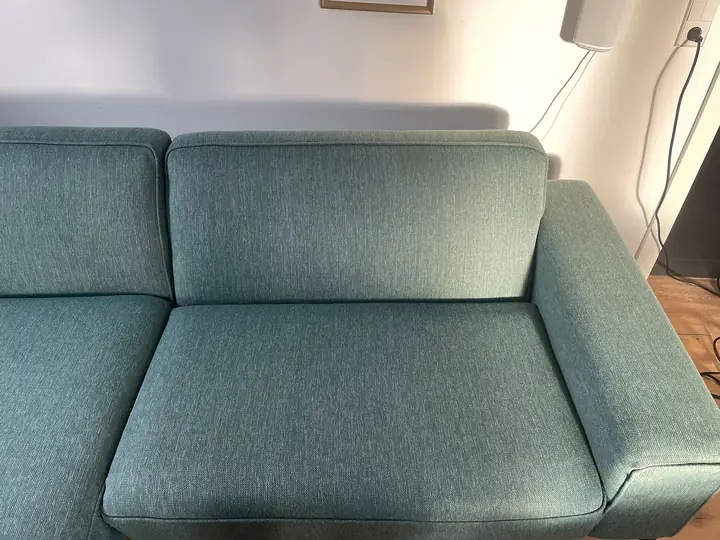 Nachher: Ecksofa nach der Polsterreinigung durch Dieckmann