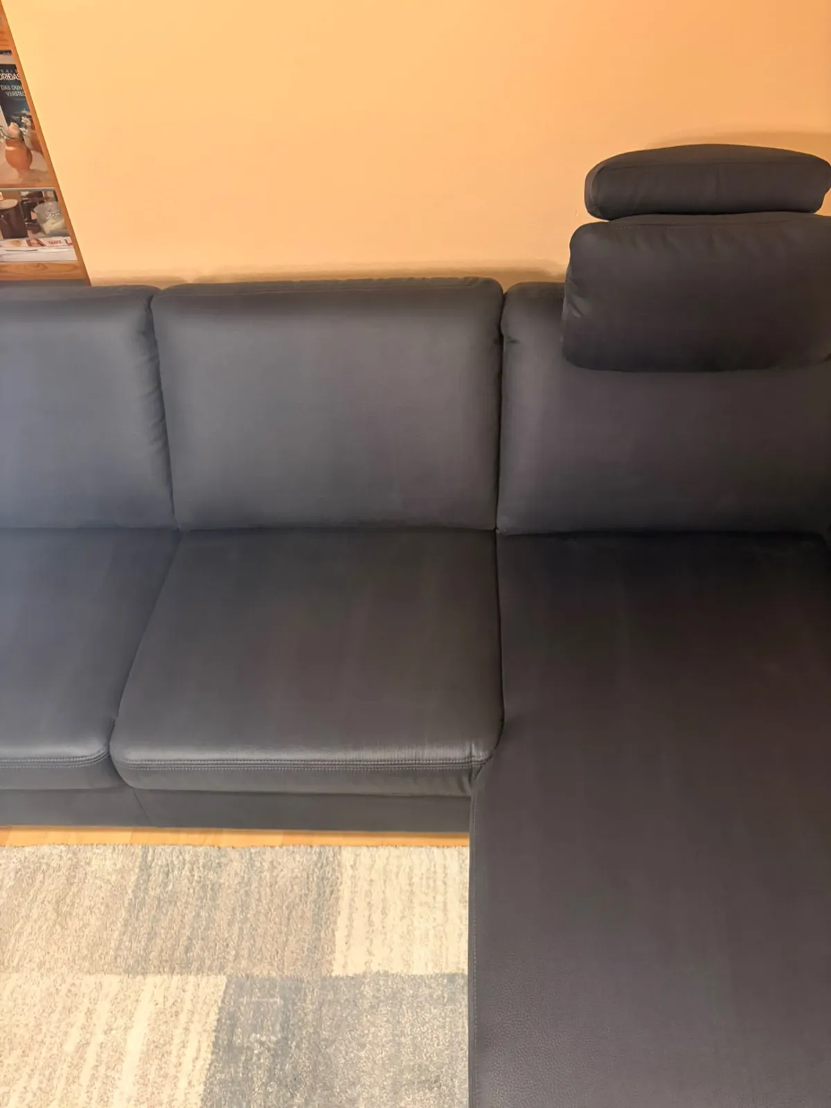 Nachher: Ecksofa · Mikrofaser nach der Reinigung